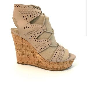 Marc Fisher Hosana Wedge Sandal size 9